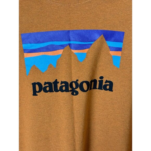 Patagonia Shirt Mens Large Shop Sticker Responsibili-Tee Short Sleeve - Picture 3 of 16